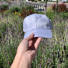 Cargar imagen en el visor de la galería, JOCKEY CAMUFLADO GRIS "VALIENTE”