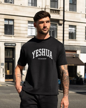 Cargar imagen en el visor de la galería, Polera college "Yeshua"