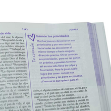 Cargar imagen en el visor de la galería, Biblia "Una joven conforme al corazón de Dios"