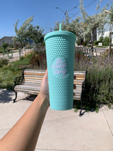 Cargar imagen en el visor de la galería, VASOS TUMBLERS "Su Amor nunca falla"