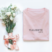 Cargar imagen en el visor de la galería, Polera Mujer "Valiente"