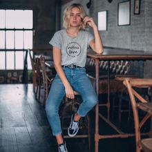 Cargar imagen en el visor de la galería, Polera mujer "Reckless love"
