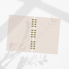 Cargar imagen en el visor de la galería, Bitácora"Resplandece”