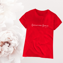 Cargar imagen en el visor de la galería, Polera mujer "Gracia sobre Gracia"