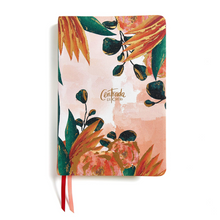 Cargar imagen en el visor de la galería, Biblia Devocional Centrada en Cristo con índice