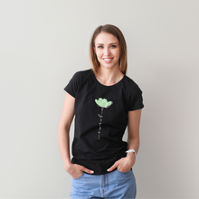 Cargar imagen en el visor de la galería, Polera Mujer “Jesús Flor"