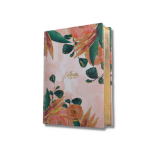 Cargar imagen en el visor de la galería, Biblia devocional Centrada en Cristo Sin índice