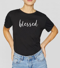 Cargar imagen en el visor de la galería, Polera mujer “Blessed”