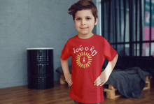 Cargar imagen en el visor de la galería, Polera Kids “Jesús es Rey”
