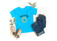 Cargar imagen en el visor de la galería, Polera Kids “Jesús es Rey”
