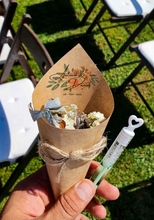 Cargar imagen en el visor de la galería, Boda Conos Confeti
